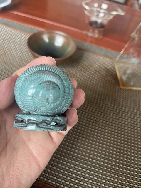 古玩陶瓷爐鈞釉法螺擺件真品鑒賞圖