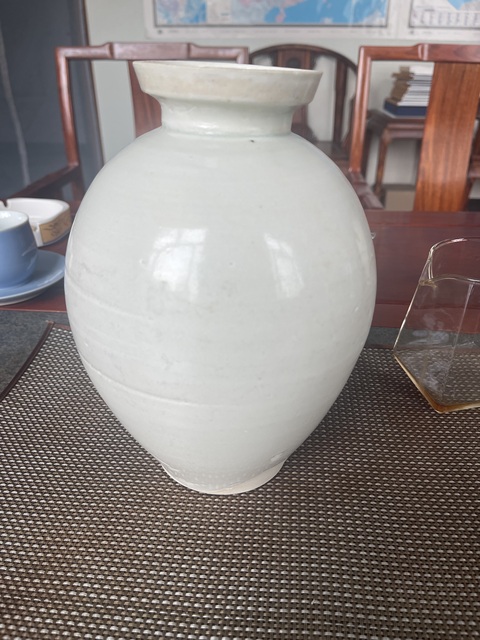 古玩陶瓷青白釉盤口瓶真品鑒賞圖