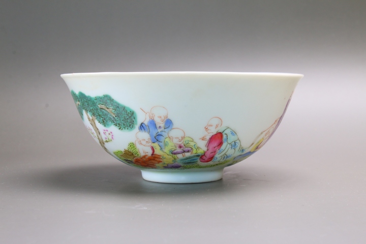 古玩陶瓷清晚期·粉彩十八羅漢圖碗真品鑒賞圖