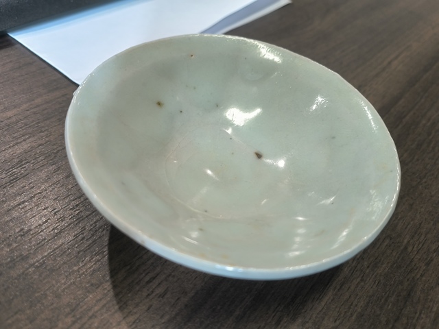 古玩陶瓷青白釉折沿碗真品鑒賞圖