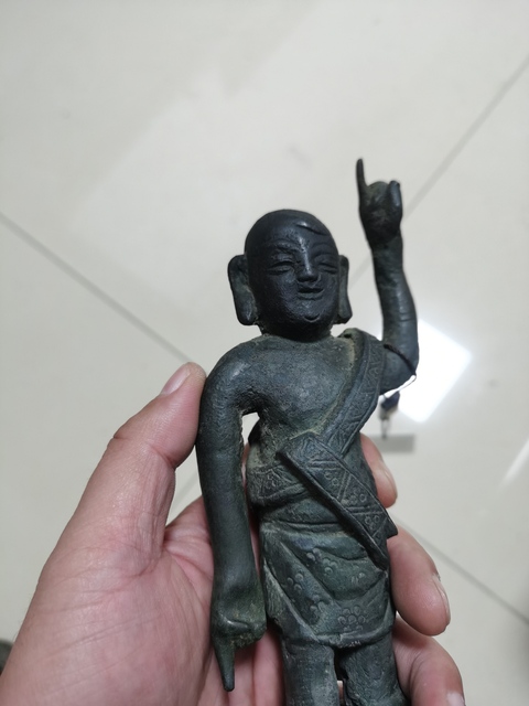 古玩銅器造像真品鑒賞圖