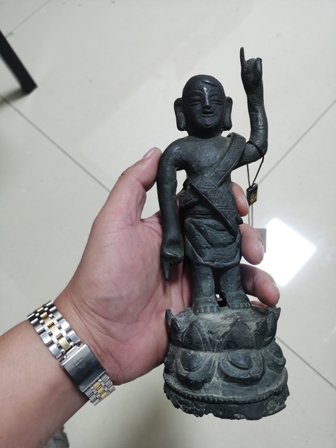 古玩銅器造像真品鑒賞圖