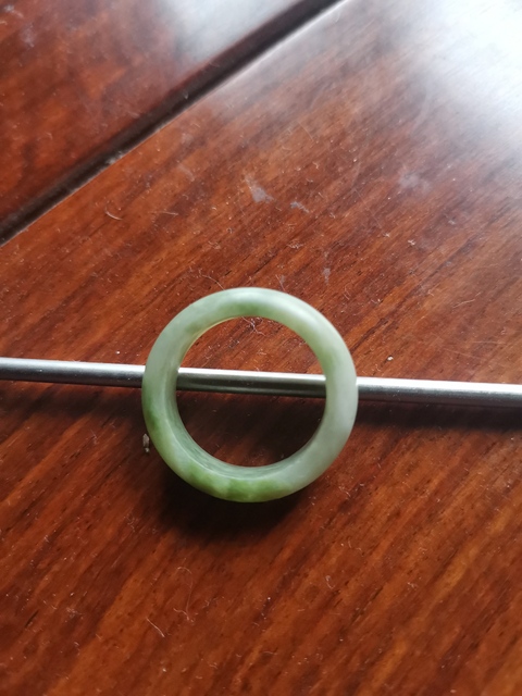 古玩玉器天然翡翠戒指真品鑒賞圖