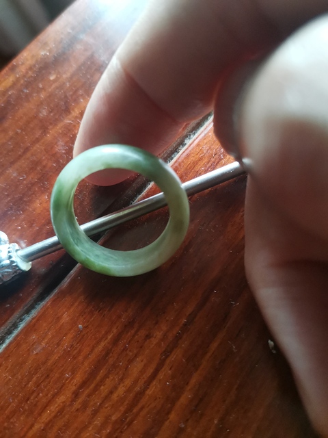 古玩玉器天然翡翠戒指真品鑒賞圖