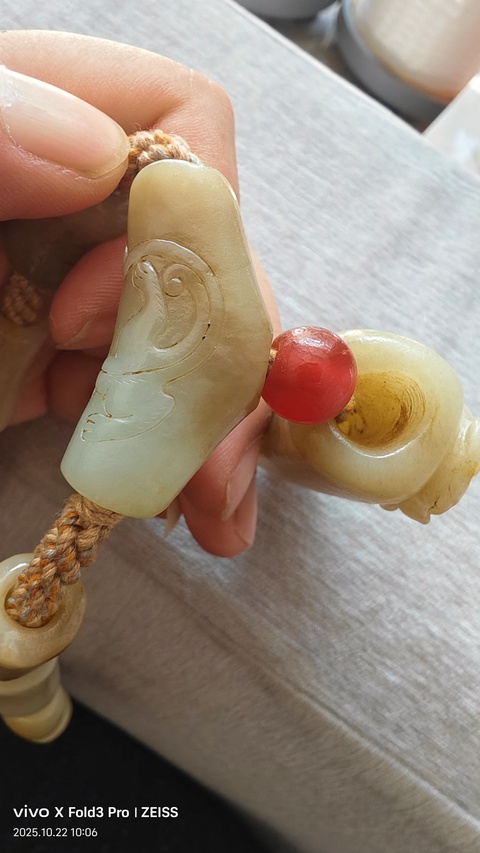 古玩玉器和田玉勒子一串真品鑒賞圖