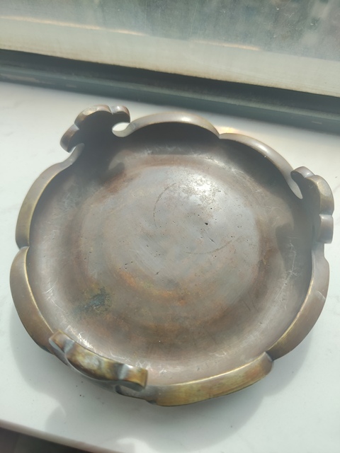 古玩銅器爐子真品鑒賞圖