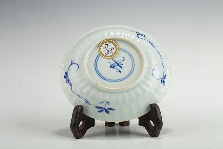 古玩陶瓷清康熙·青花開窗瑞獸紋杯碟拍賣，當前價格4666元