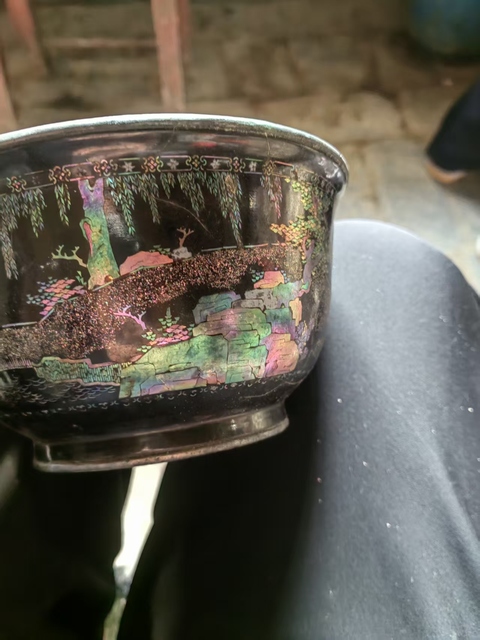 古玩雜項(xiàng)清代黑漆銀胎嵌螺鈿漆器碗真品鑒賞圖