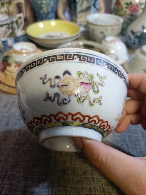 古玩陶瓷創匯粉彩暗八仙茶碗拍賣，當前價格1888元