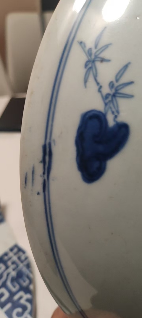 古玩陶瓷盤真品鑒賞圖