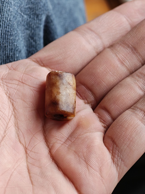 古玩玉器地方玉管珠真品鑒賞圖