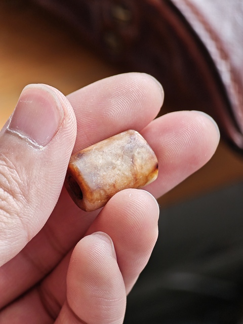 古玩玉器地方玉管珠真品鑒賞圖