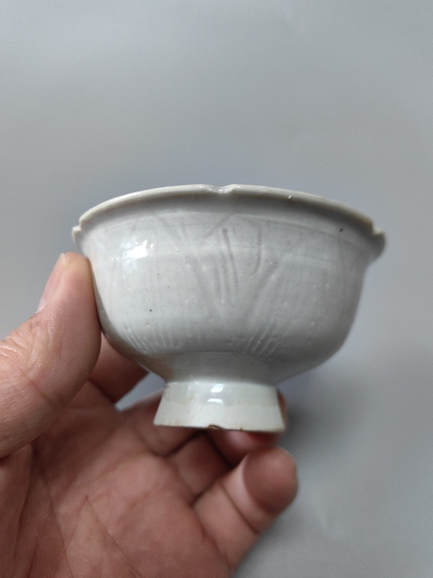 古玩陶瓷元青白釉花口碗拍賣，當前價格395元