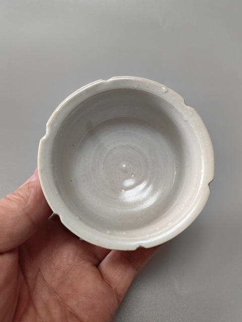 古玩陶瓷元青白釉花口碗拍賣，當前價格395元