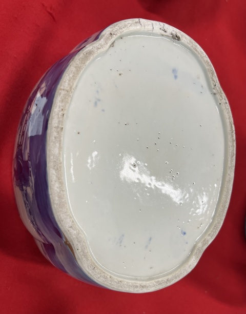 古玩陶瓷清中晚期青花人物故事圖海棠形水指真品鑒賞圖