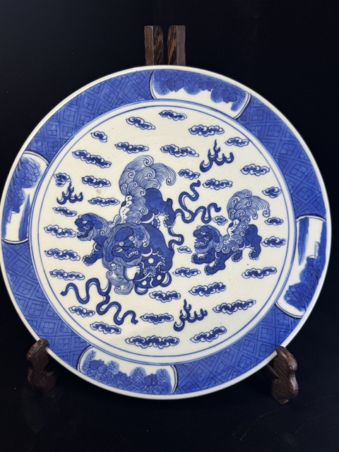 古玩陶瓷咸豐青花獅子盤真品鑒賞圖