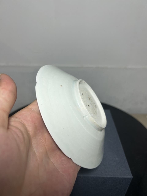 古玩陶瓷館藏級珍品北宋定窯白釉葵口洗拍賣,當前價格8800元