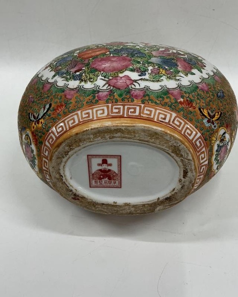古玩陶瓷廣彩瓶真品鑒賞圖