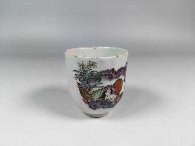 古玩陶瓷清中西洋人物紋琺瑯彩咖啡杯真品鑒賞圖