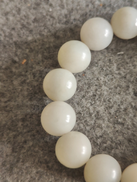 古玩玉器和田玉珠手串真品鑒賞圖