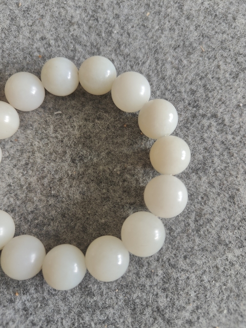 古玩玉器和田玉珠手串真品鑒賞圖