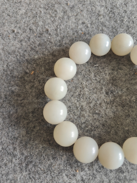 古玩玉器和田玉珠手串真品鑒賞圖