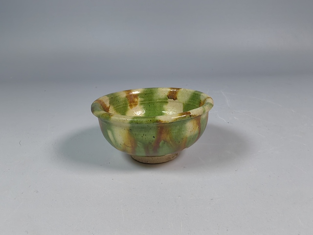 古玩陶瓷唐代三彩紋茶園真品鑒賞圖