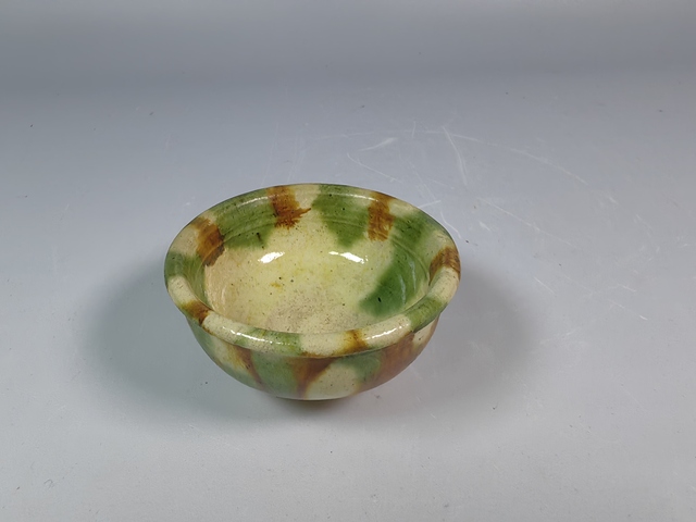 古玩陶瓷唐代三彩紋茶園真品鑒賞圖