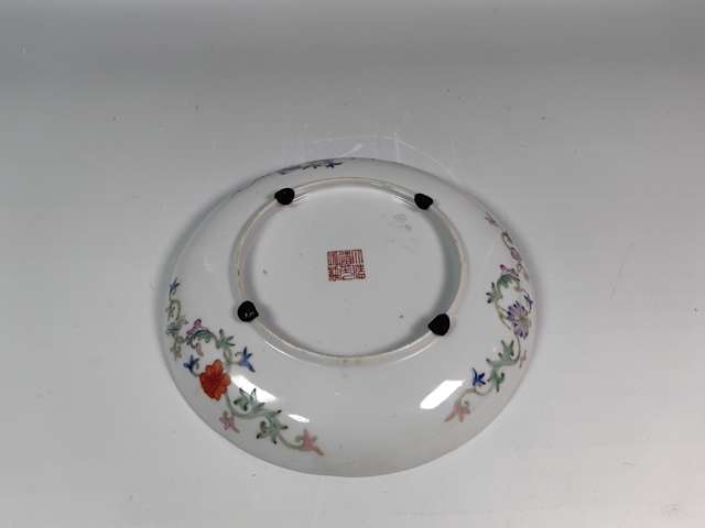 古玩陶瓷民國粉彩四季花卉紋花口賞盤真品鑒賞圖