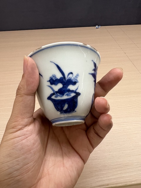 古玩陶瓷青花杯真品鑒賞圖