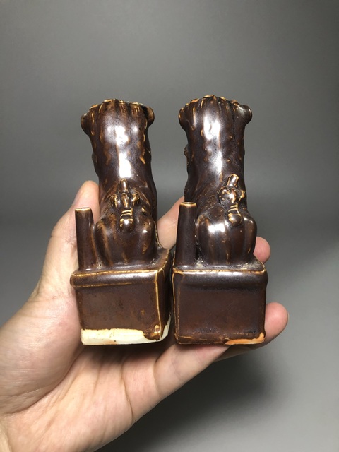 古玩陶瓷德化窯紫金釉清供真品鑒賞圖