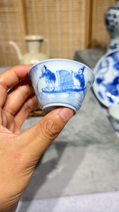 古玩陶瓷康熙青花杯真品鑒賞圖