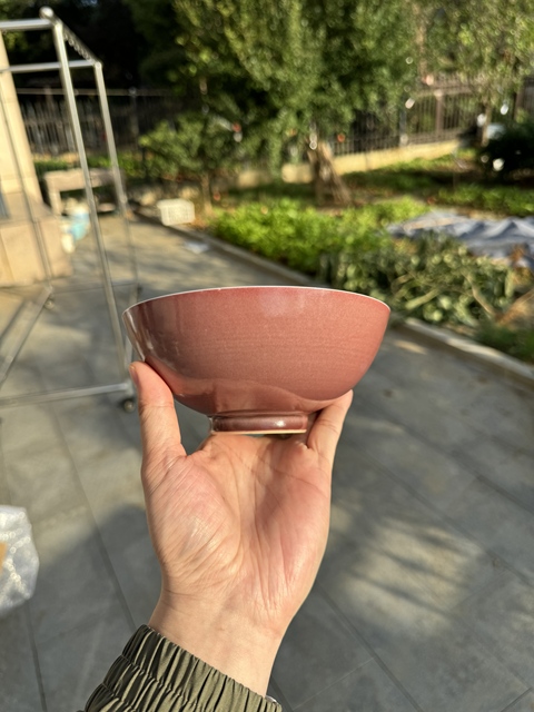 古玩陶瓷清雍正 霽紅釉官窯碗真品鑒賞圖