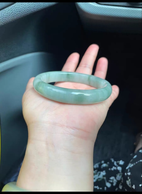 古玩玉器天山翠手鐲真品鑒賞圖