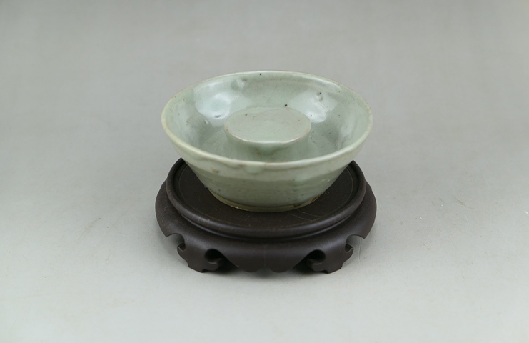 古玩陶瓷精品:明代龍泉窯青瓷圓柱水洗（罕見文房器）拍賣，當前價格191元