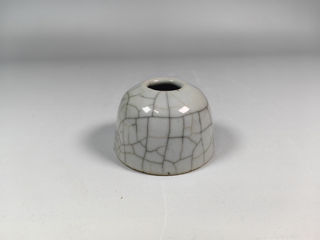古玩陶瓷清中晚哥釉文房水盂真品鑒賞圖