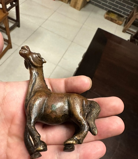 古玩銅器銅馬真品鑒賞圖