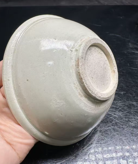 古玩陶瓷五代白釉唇口盞真品鑒賞圖