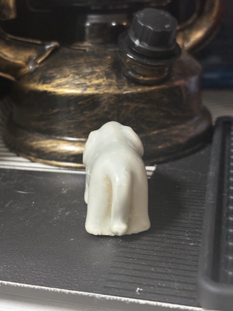 古玩陶瓷大象拍賣，當前價格10元