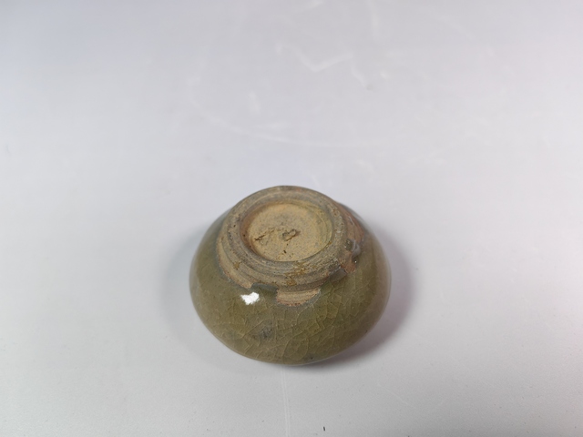 古玩陶瓷元明青釉水盂真品鑒賞圖