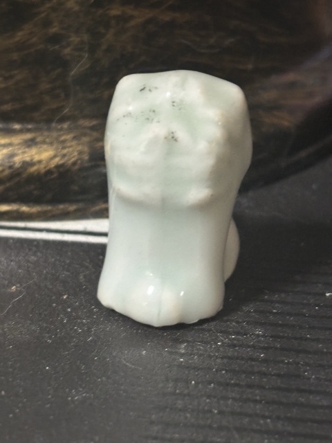 古玩陶瓷小獅子??拍賣,當前價格30元
