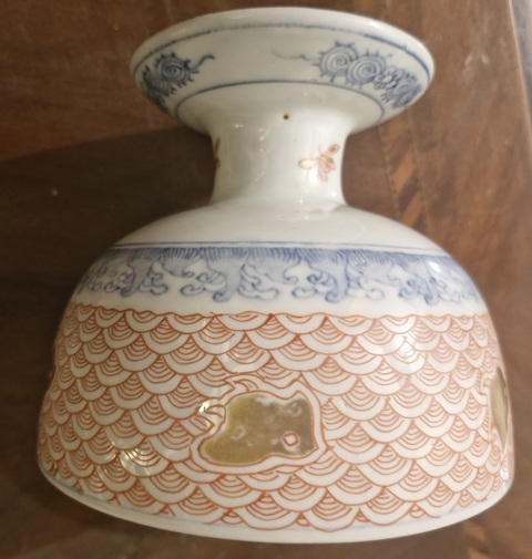 古玩陶瓷日本明治青花礬紅福祿壽紋高足杯真品鑒賞圖