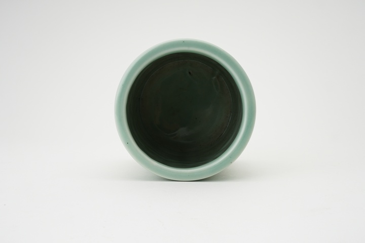 古玩陶瓷龍紋青釉筆筒真品鑒賞圖