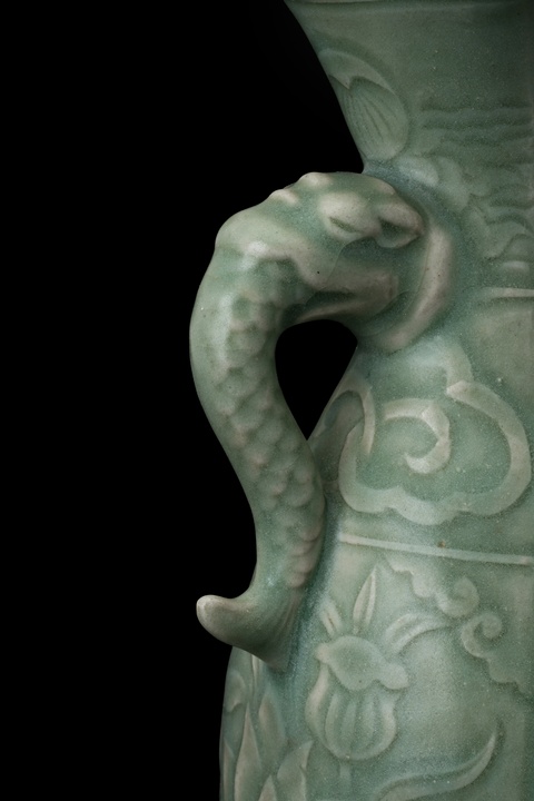 古玩陶瓷青釉雙耳瓶真品鑒賞圖