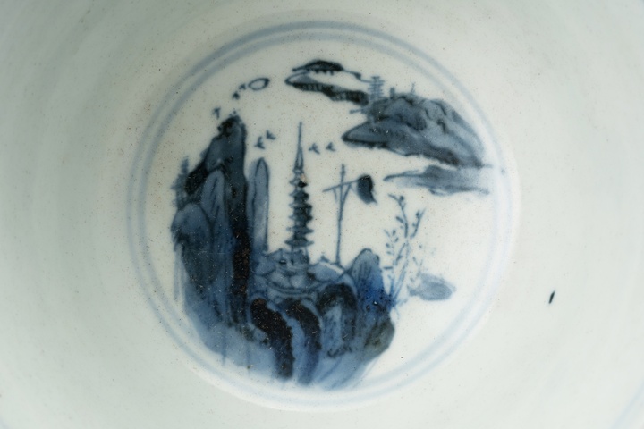 古玩陶瓷人物紋青花碗真品鑒賞圖