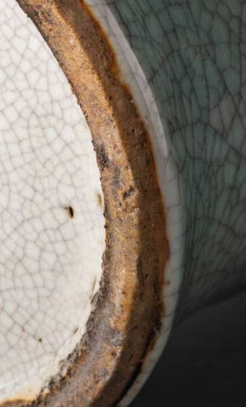 古玩陶瓷綠哥釉觀音瓶真品鑒賞圖