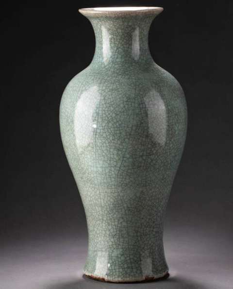 古玩陶瓷綠哥釉觀音瓶真品鑒賞圖