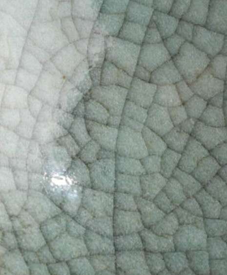 古玩陶瓷綠哥釉觀音瓶真品鑒賞圖