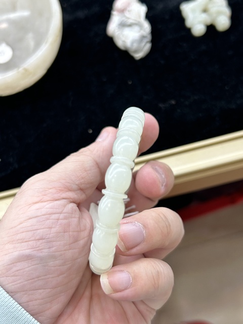 古玩玉器連珠鐲真品鑒賞圖