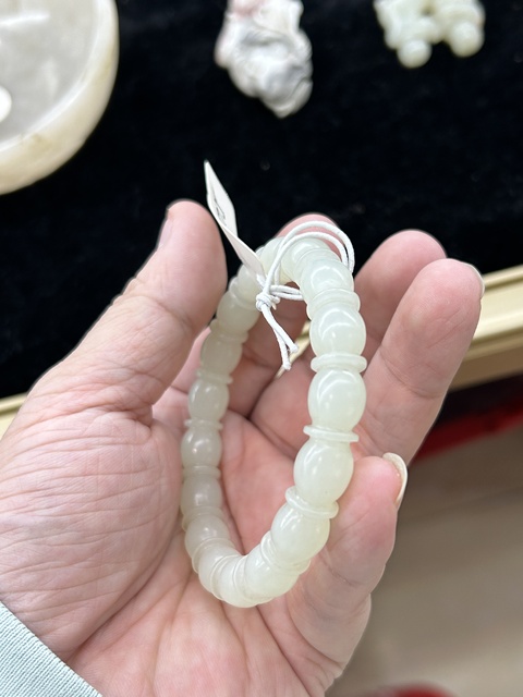 古玩玉器連珠鐲真品鑒賞圖